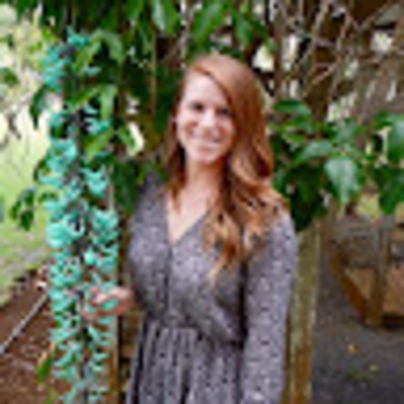 Meet your Posher, Lorin - Picture 1 of 1